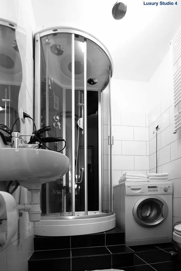 Luxury Apartments Delft V History Written